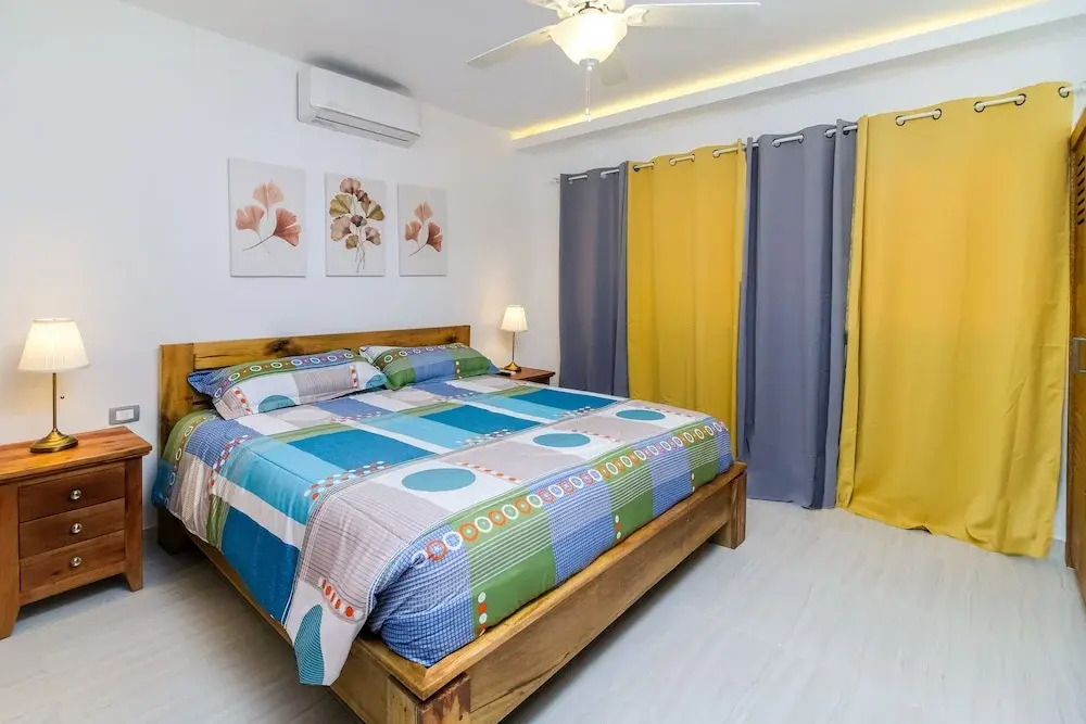 Nicole ApartHotel