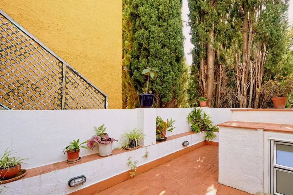 Casa de Pueblo junto Barcelona Centro