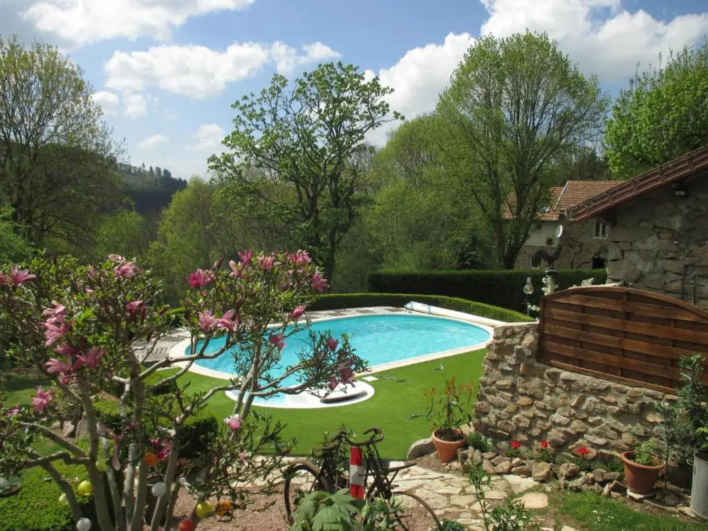Charmante maisonnette avec piscine partagée - FR-1-489-131