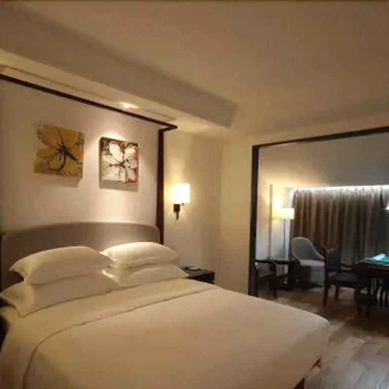 Baolong Homelike Hotel (Shanghai Yugang Wharf)
