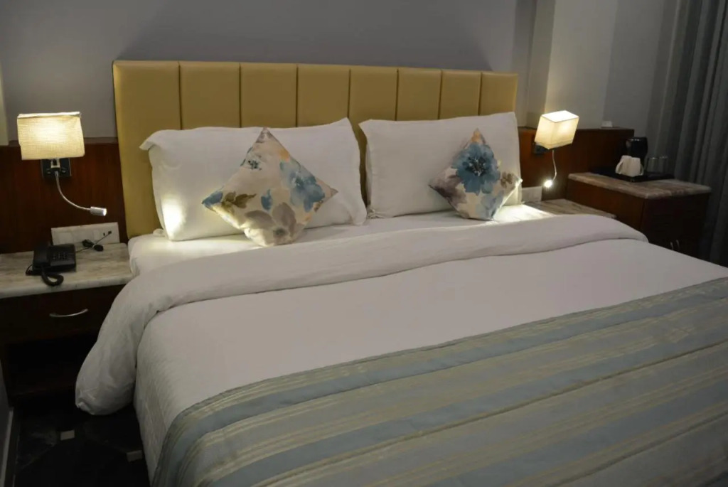 Naivara Boutique Hotel