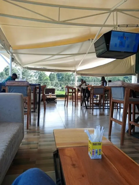 Grand Turaco Hotel
