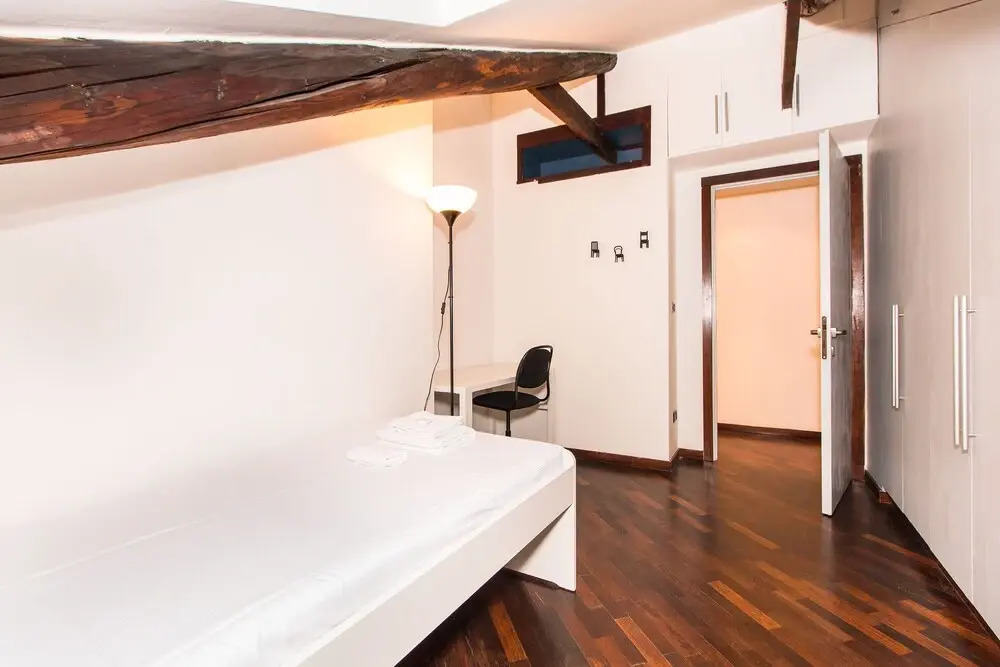Cenisia Attic Apartment