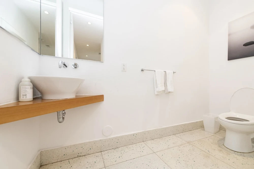 2228 Park 1
