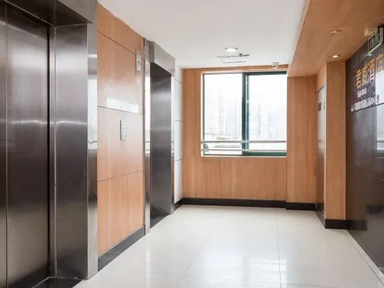 Baolong Apartment Hotel