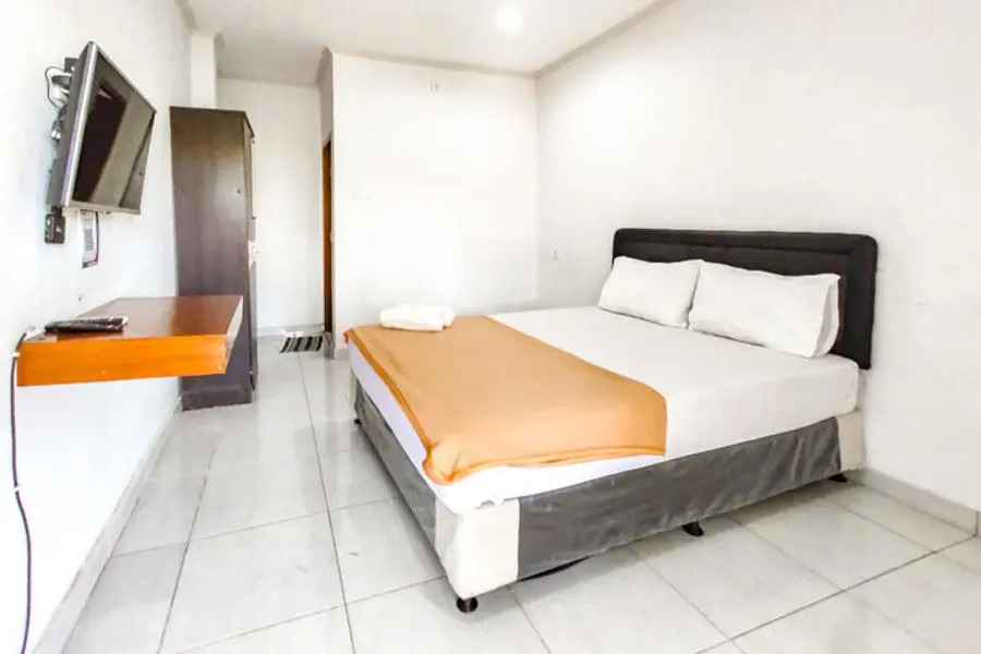 Pondok Sariqu Sunset Road RedPartner