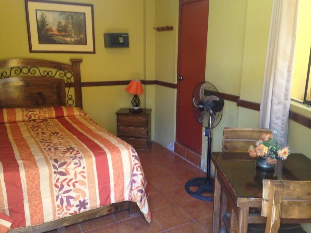 Hotel San Isidro
