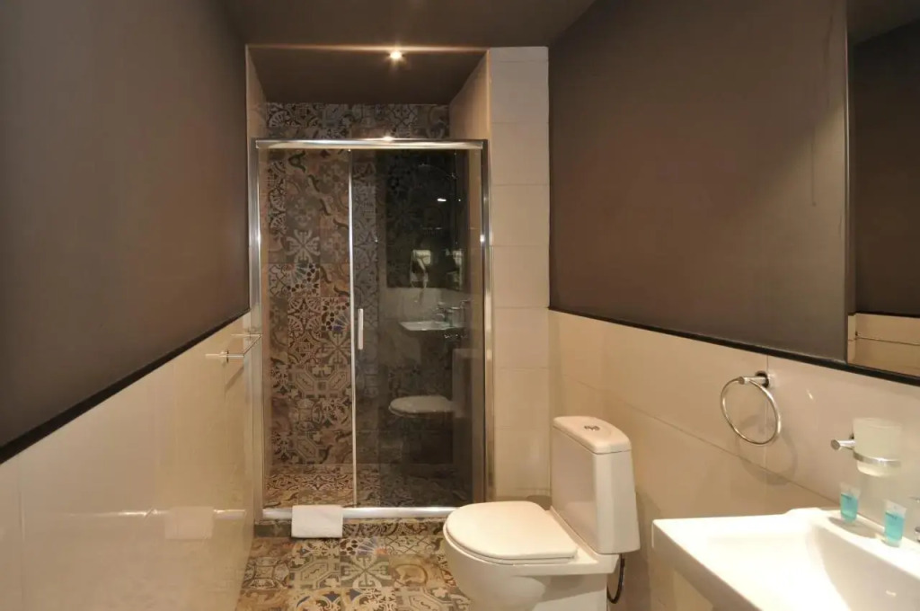 kandoo tbilisi central hostel