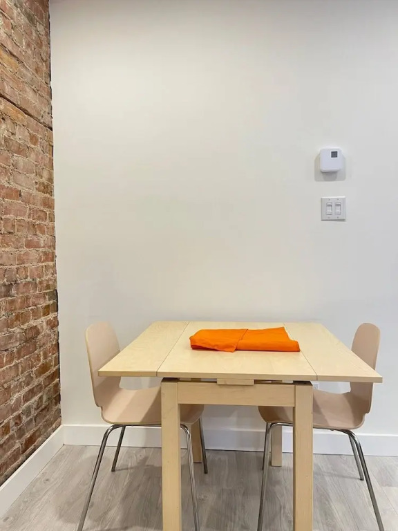 Spacious Apartment - M M C Tourista