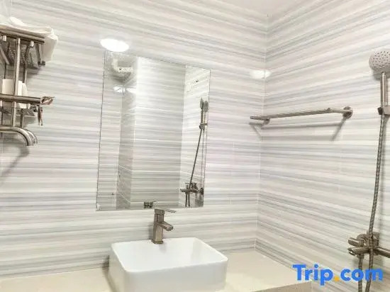 Zhuhai Overseas Lidao Island Time Leisure Holiday Apartment