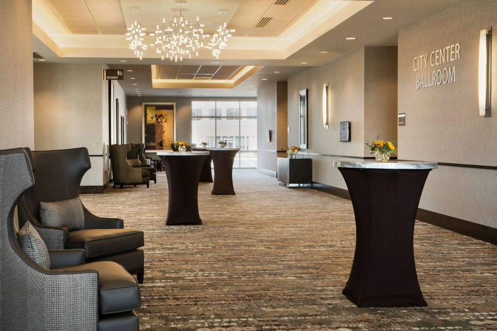 Hyatt Place Kansas City Lenexa City Center