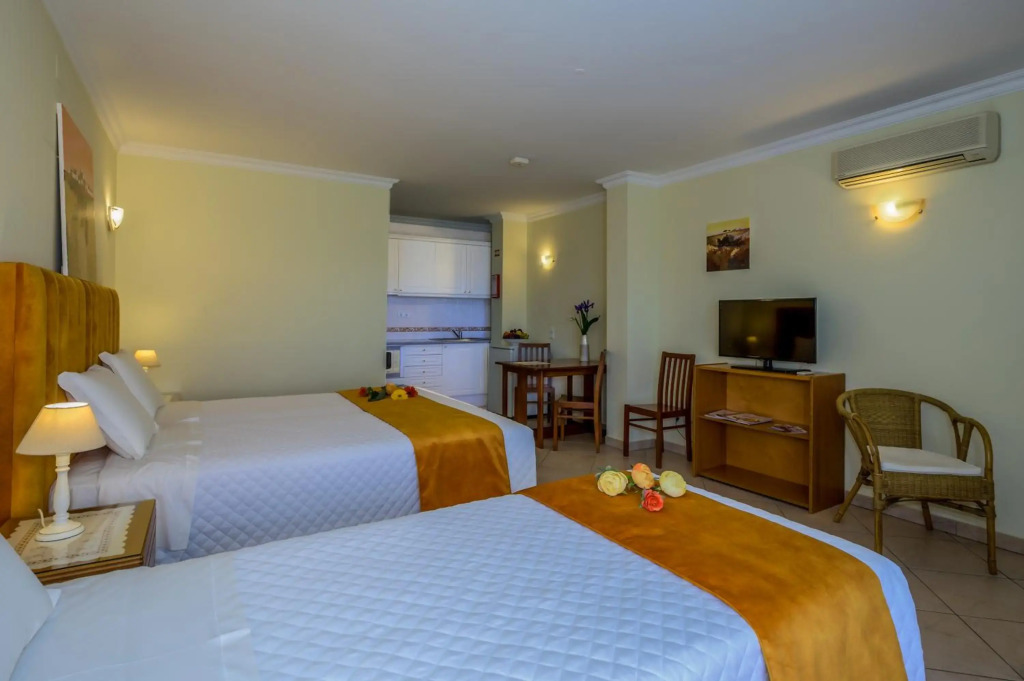 Canavial I & II Apartamentos