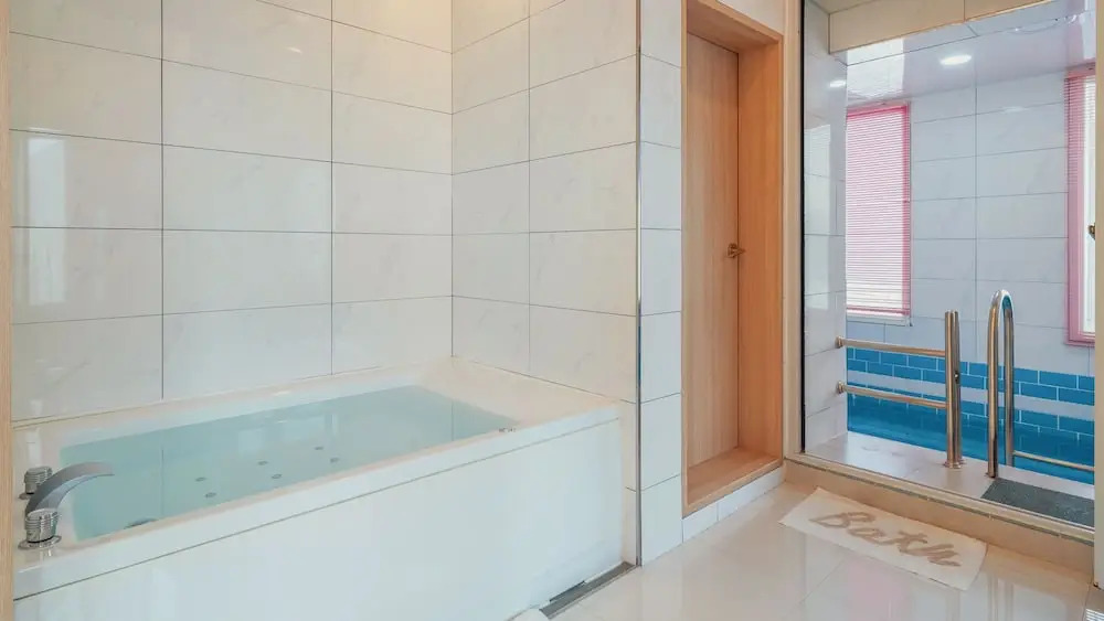 Gapyeong Binchelo Pool Villa Spa Pension