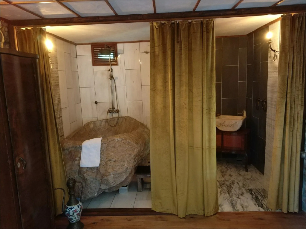 Kirazli Sultan Konak