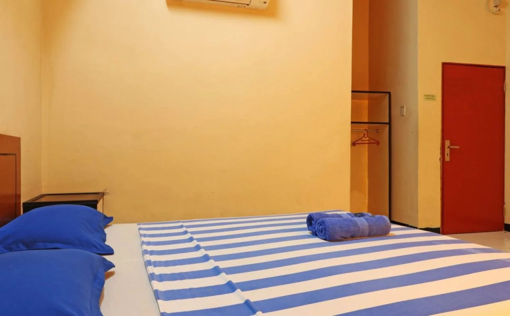 Residence Hotel Syariah by OYO Rooms