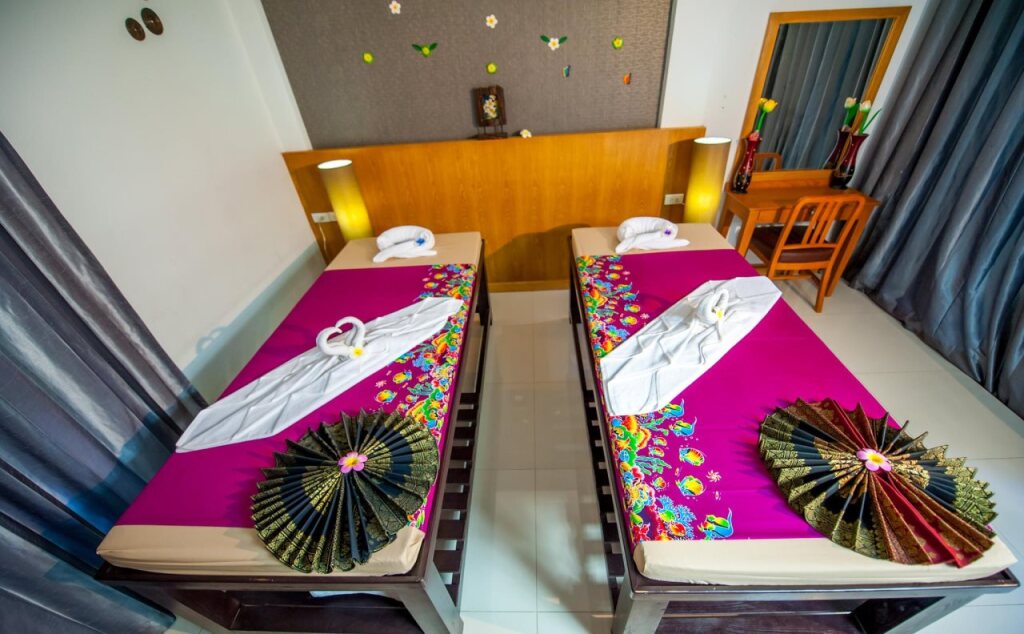 Grand Nai Harn Suites