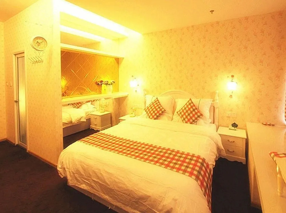 Laifeng Hotel (Shenyang Huanghe Street Branch)(棠枫酒店(沈阳黄河大街店))