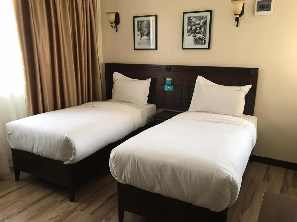 Hemak Suites