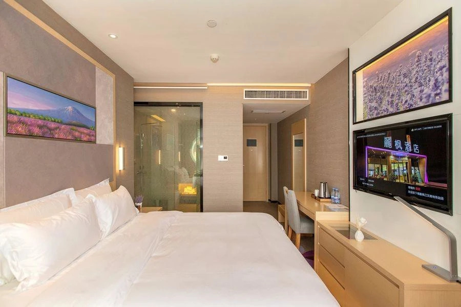 Lavande Hotel (Wuhan Hanjiang Road Metro Station)