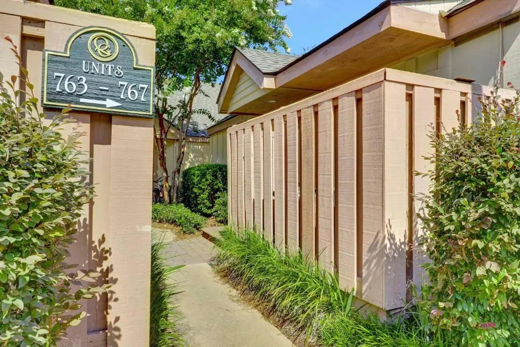 Queens Grant 763, 2 Bedrooms, Pool Access, WiFi, Sleeps 4