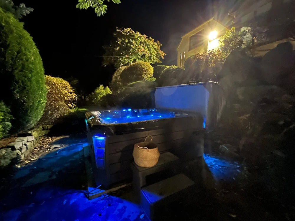 Ailim Guest House with Luxury Garden Suites