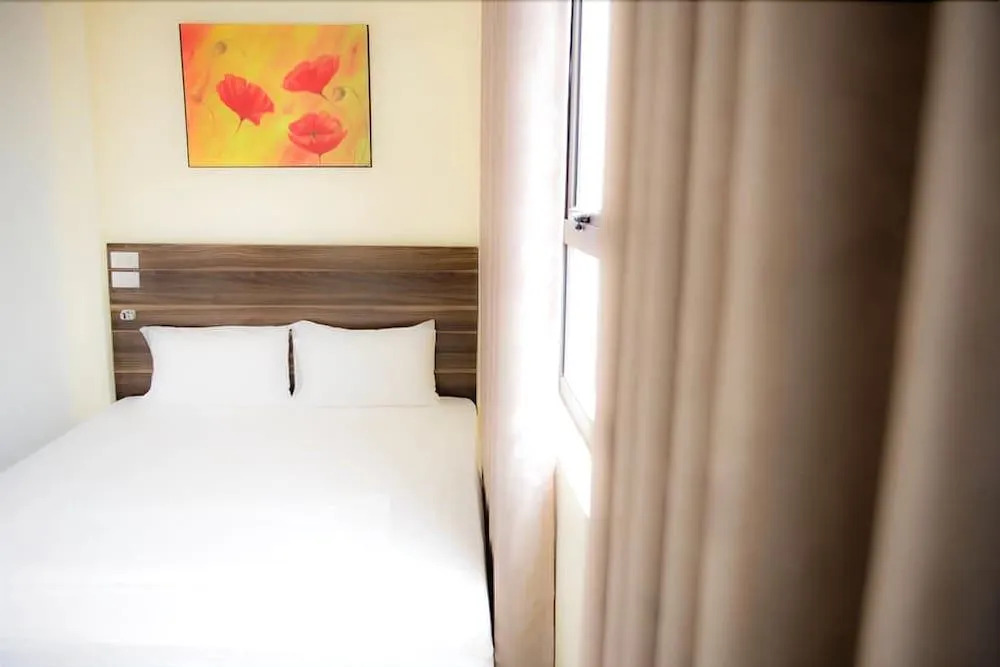 Heaven Hotel 1