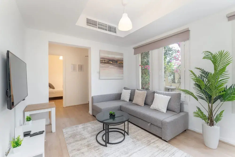 Tranquil 3BR Villa in Springs Community - Sleeps 7