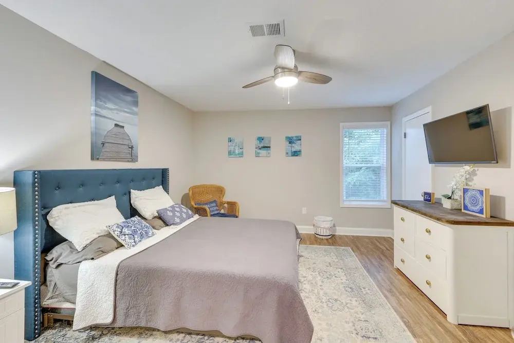 Quaint Augusta Townhome: 3 Mi to the Masters!