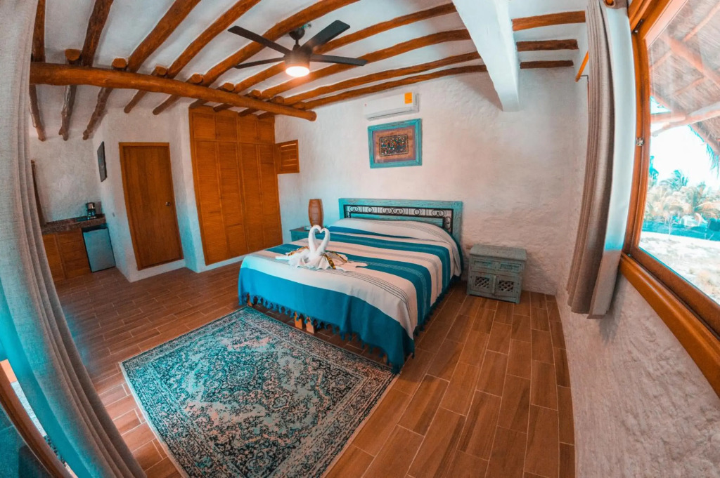 Ensueno Holbox & Beach Club