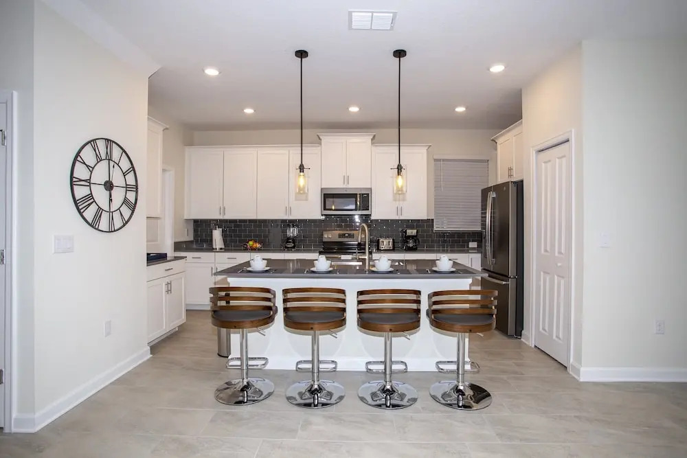 Fabulous 5 Bedrooms Close to Disney at Champions Gate Resort 8988
