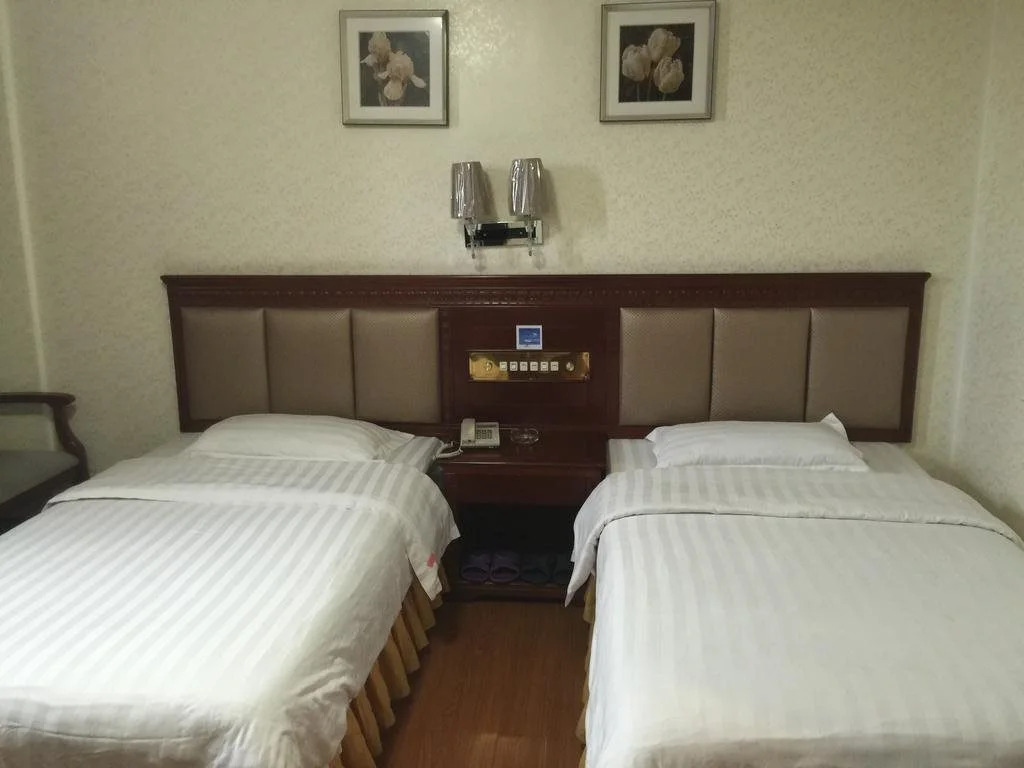 Golden Coast Hotel