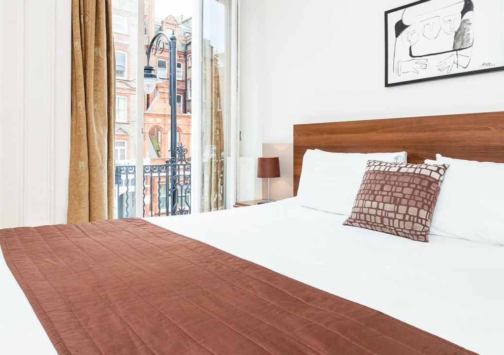Avni Kensington Hotel