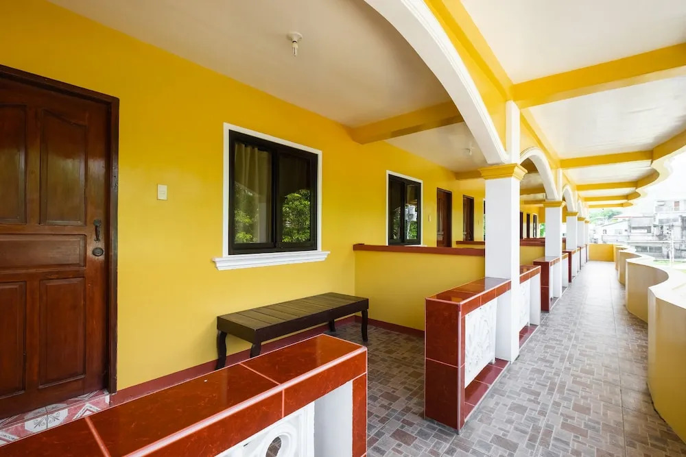 Delgados Resort Puerto Galera powered by Cocotel