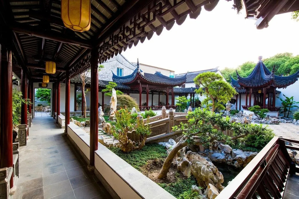 Floral Hotel Suzhou Tongli Yi Garden