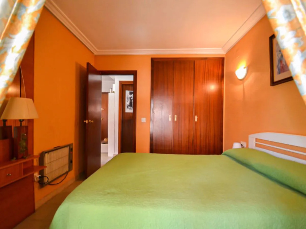 Apartment Albeniz La Pineda