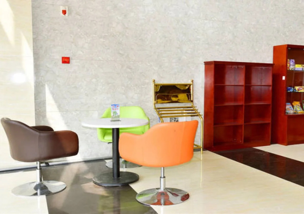 GreenTree Inn Express Laizhou Bus Station Wenhua Xi Street