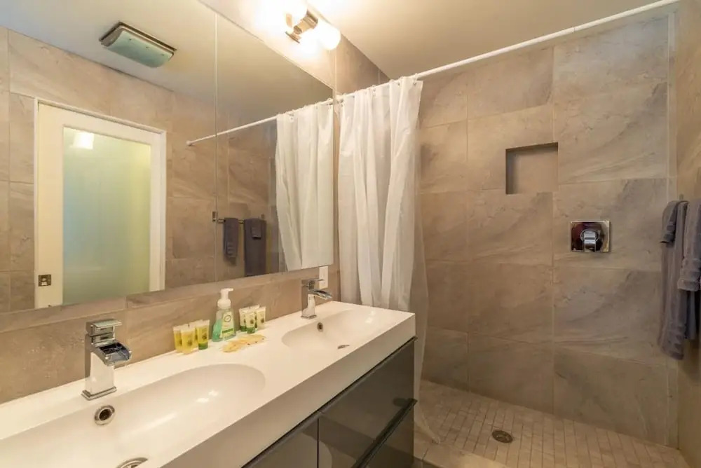Truckee Contemporary Oasis