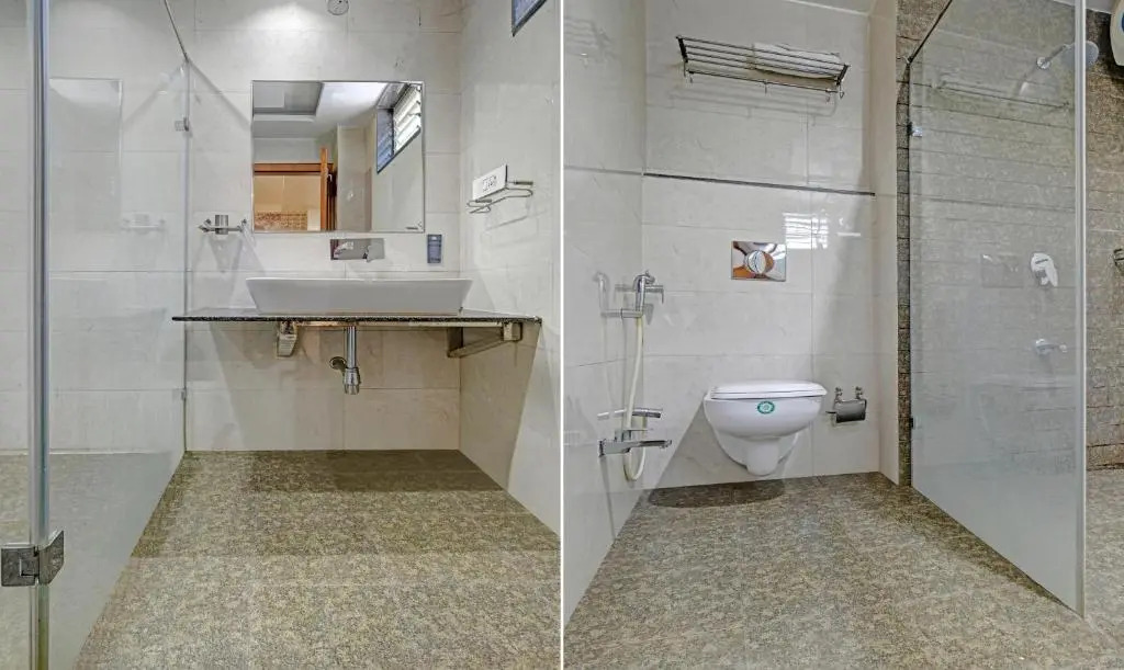 Collection O Hotel Johri Residency