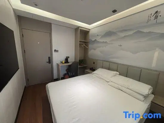 Lize Hotel