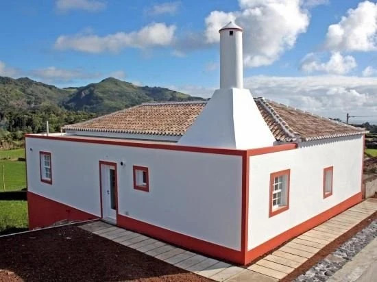 Casa de Almagreira - Empreendimento de Turismo em Espaço Rural - Casa de Campo