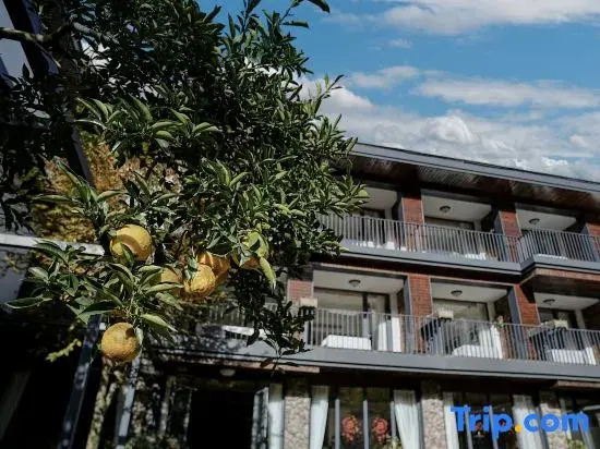 Kaichen Puju Hot Spring Village Resort Hotel