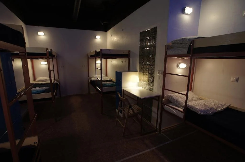 2X2, mini-hotel