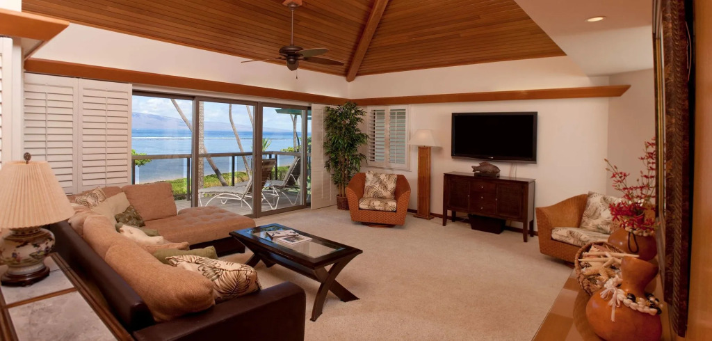 Puunoa  - CoralTree Residence Collection