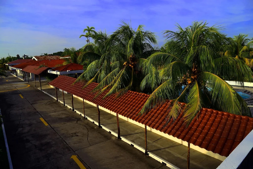 Hotel Sol Del Oriente