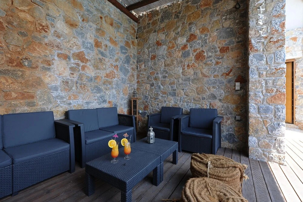 Villa Nefeli - Six Bedroom Villa