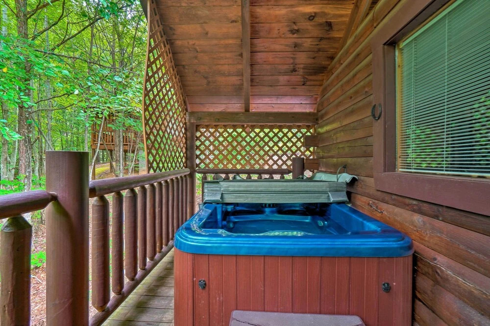 'mountain Dream Cabin' w/ Deck, 7 Mi to Gatlinburg