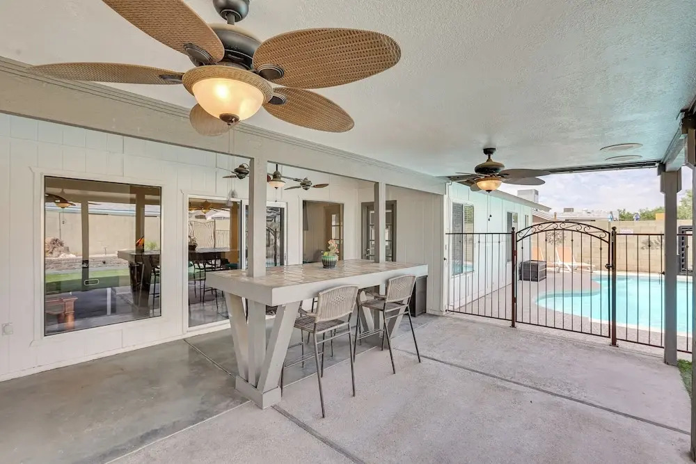 Family-friendly Home w/ Pool & Fire Pit in Peoria