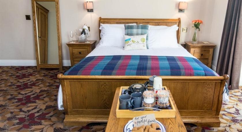 Three Horseshoes Inn