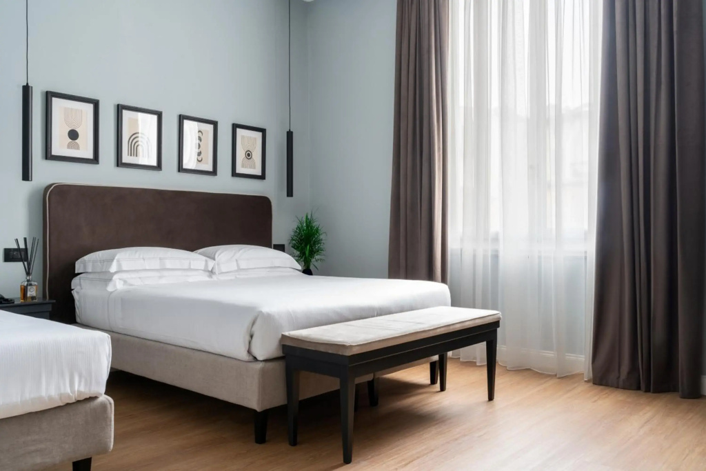 Flom Boutique Hotel