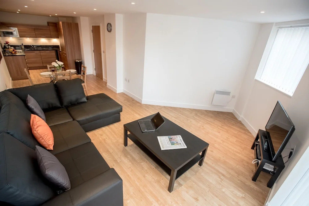 Celador Apartments - Projection West Serviced Apartments